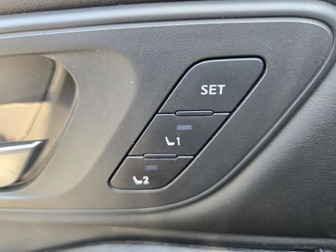 Used 2023 Nissan Rogue SL w/ SL Premium Package image 15