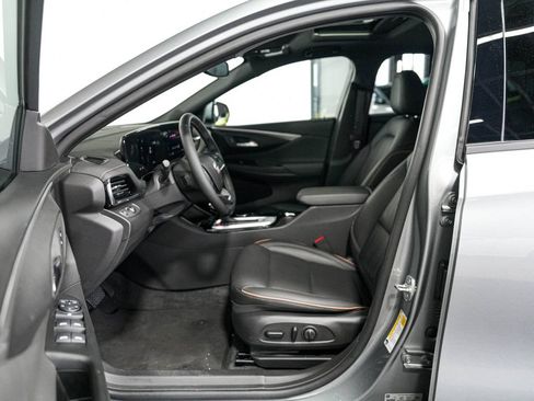 Used 2024 Buick Envista Avenir FWD image 29