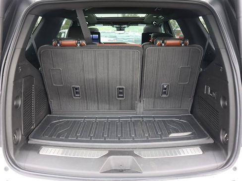 Certified 2023 GMC Yukon Denali Ultimate w/ LPO, Floor Liner Package image 29
