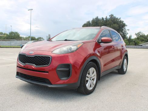 Used 2017 Kia Sportage LX w/ LX Popular Package FWD image 1