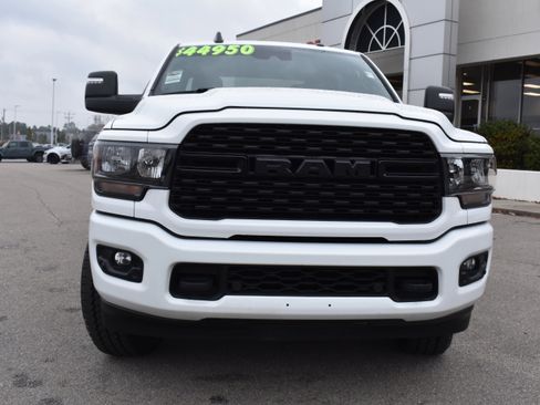 Used 2024 RAM 2500 Big Horn w/ Night Edition image 4