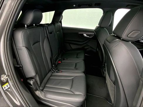 New 2026 Audi Q7 2.0T Premium AWD/4WD image 10