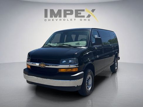 New 2026 Chevrolet Express 2500 RWD image 1