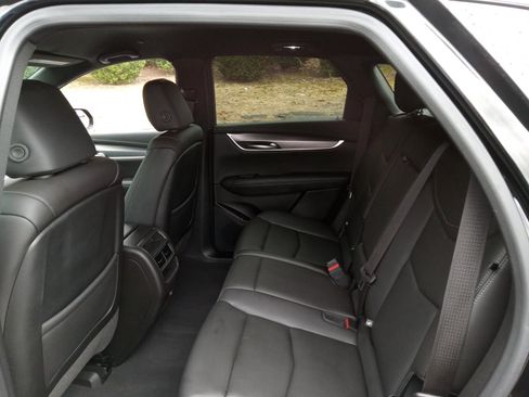 Used 2023 Cadillac XT5 Luxury AWD/4WD image 23