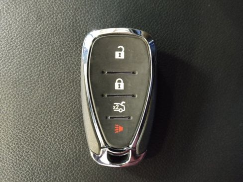 Used 2023 Chevrolet Malibu LS FWD image 32
