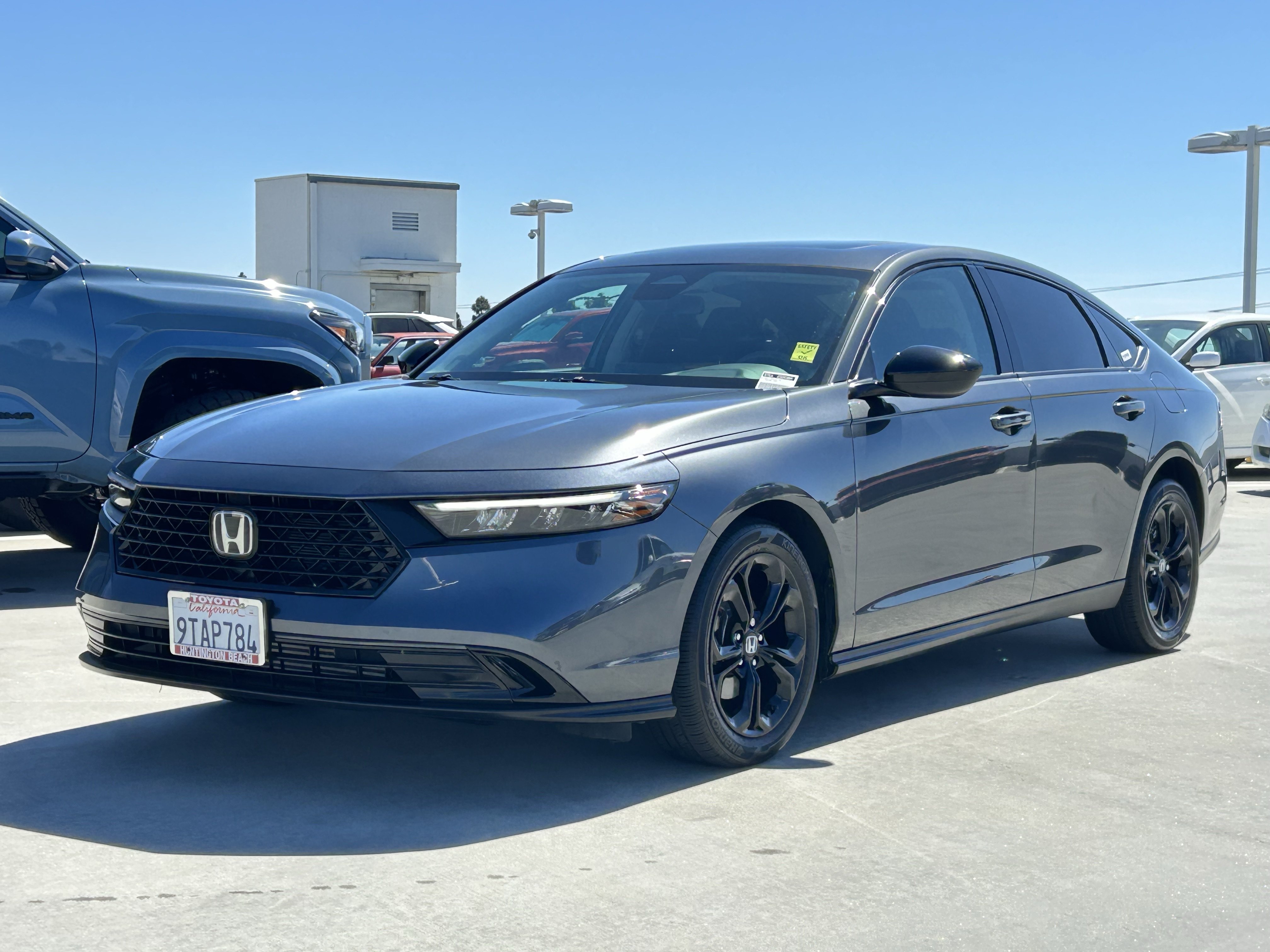 Used 2025 Honda Accord SE image 6