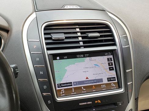 Used 2019 Lincoln Nautilus Reserve FWD image 24