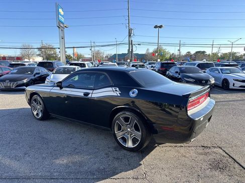 Used 2013 Dodge Challenger R/T image 6