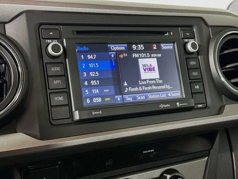 Used 2018 Toyota Tacoma SR5 image 16