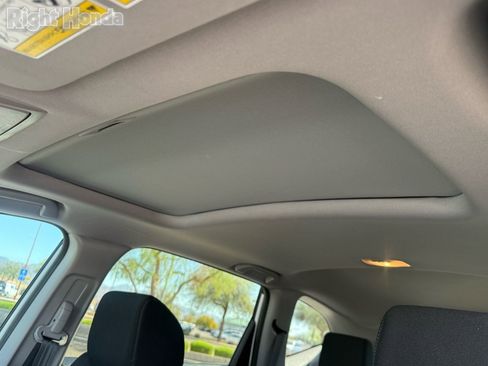 Used 2021 Honda CR-V EX image 15