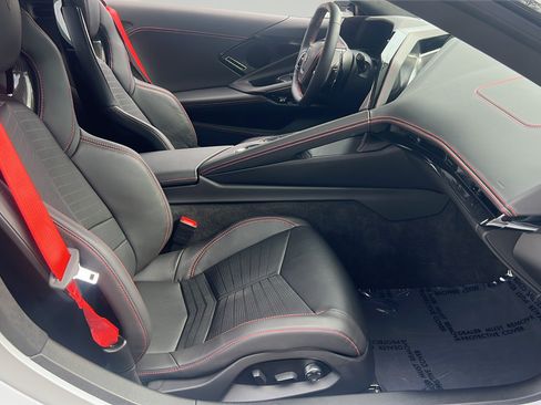 Used 2026 Chevrolet Corvette Stingray Premium Conv w/ Z51 Performance Package RWD image 18