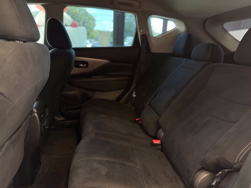 Used 2022 Nissan Murano S AWD/4WD image 12