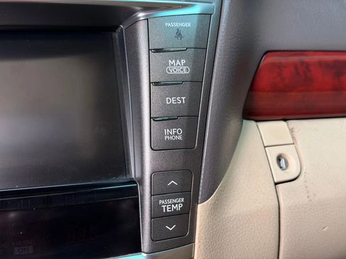 Used 2010 Lexus LS 460 RWD image 47