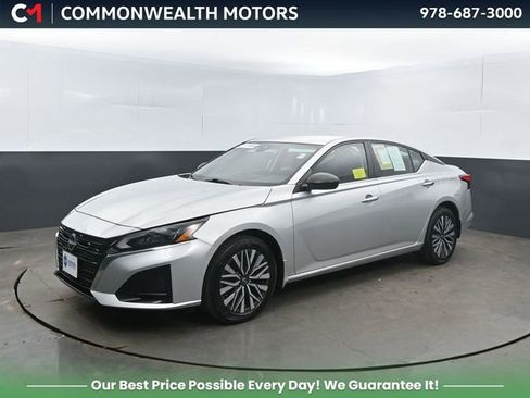 Certified 2024 Nissan Altima 2.5 SV AWD/4WD image 1