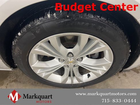 Used 2014 Chevrolet Impala LT w/ Convenience Package image 18