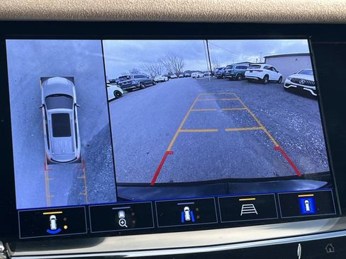 Used 2022 Cadillac XT6 Sport w/ Platinum Package image 32