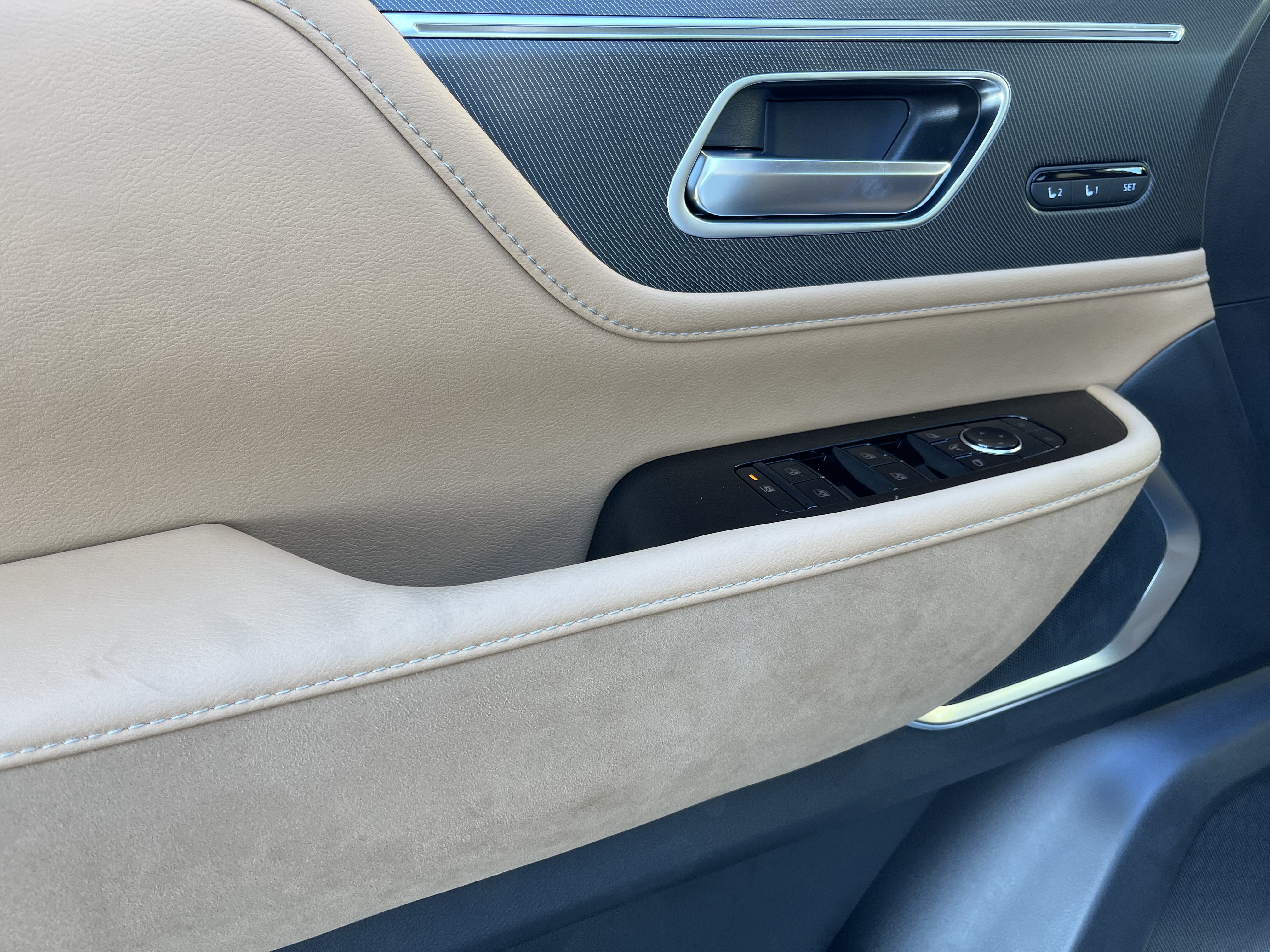 New 2027 INFINITI QX80 Luxe w/ Cargo Package RWD image 10