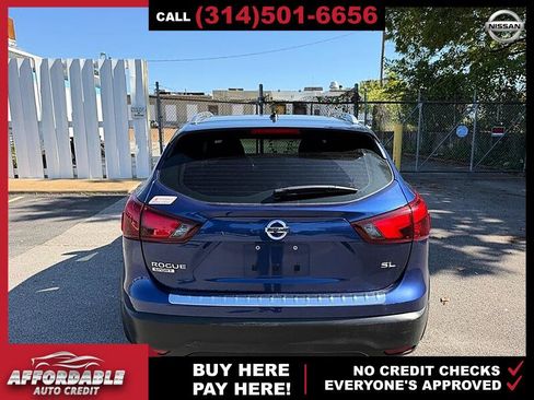 Used 2018 Nissan Rogue Sport SL FWD image 4