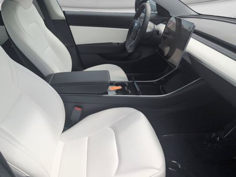Used 2019 Tesla Model 3 Long Range RWD image 16