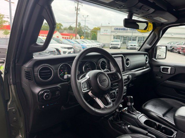 Used 2023 Jeep Wrangler Unlimited Sahara w/ Cold Weather Group AWD/4WD image 6
