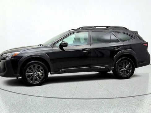 Used 2025 Subaru Outback Onyx Edition AWD/4WD image 8