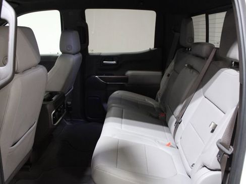 Used 2021 GMC Sierra 1500 SLT image 18
