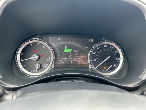 Used 2022 Toyota Highlander Limited FWD image 23