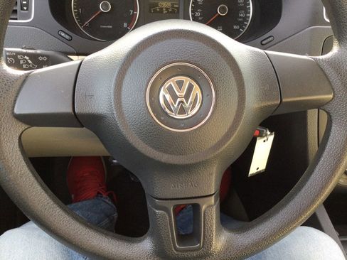 Used 2012 Volkswagen Jetta SE image 12