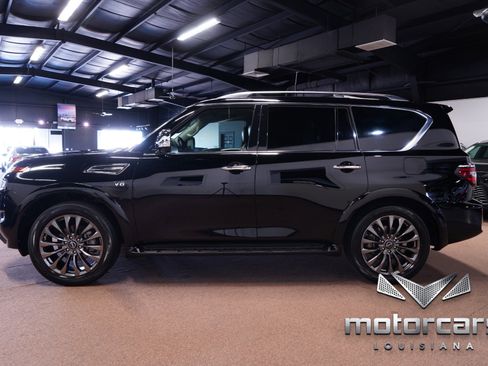 Used 2021 Nissan Armada Platinum w/ Captain's Chairs Package image 4