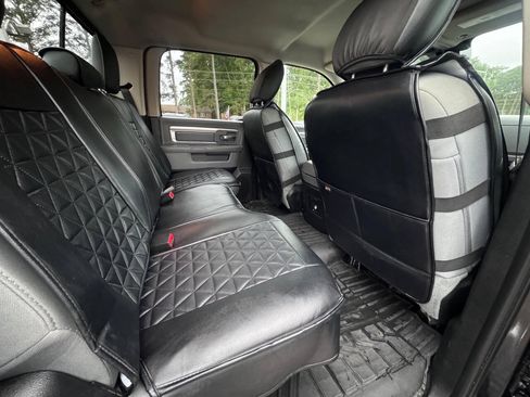 Used 2017 RAM 1500 Big Horn AWD/4WD image 11