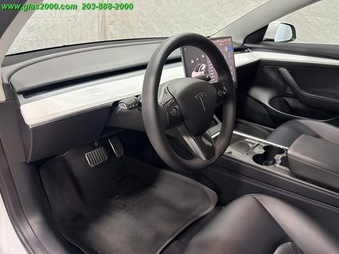 Used 2022 Tesla Model 3 Long Range AWD/4WD image 3