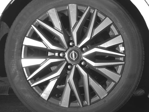 Used 2025 Nissan Altima 2.5 SV image 15