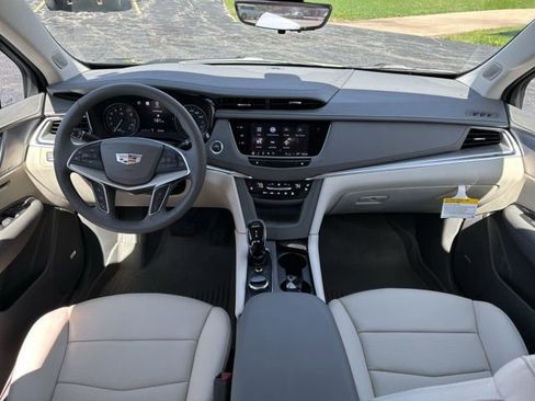 New 2026 Cadillac XT5 Premium Luxury w/ Driver Assist Package image 16