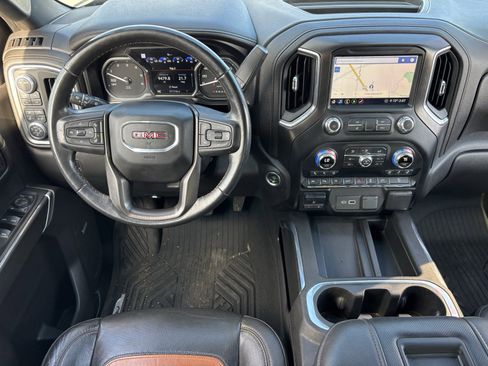 Used 2020 GMC Sierra 1500 AT4 w/ AT4 Premium Package image 3