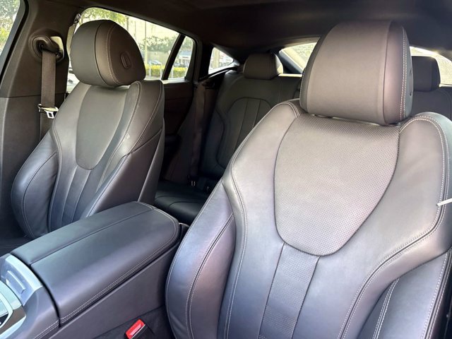 Used 2022 BMW X6 xDrive40i w/ Premium Package AWD/4WD image 20