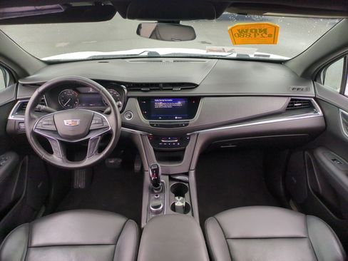 Certified 2022 Cadillac XT5 Premium Luxury image 20