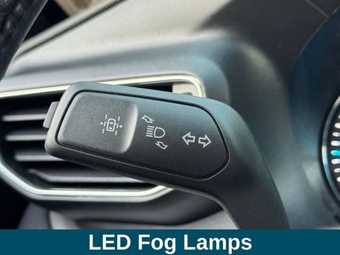 Used 2023 Ford Explorer XLT w/ Equipment Group 202A image 12