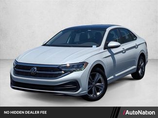 Used 2024 Volkswagen Jetta SE FWD video 1