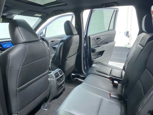 Used 2023 Honda Passport EX-L image 12