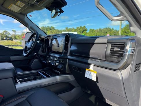 New 2026 Ford F250 Lariat w/ Black Appearance Package image 18
