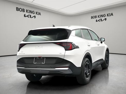 New 2026 Kia Sportage EX AWD/4WD image 13