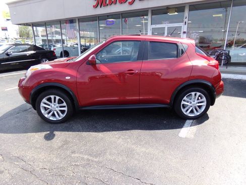Used 2012 Nissan Juke SL AWD/4WD image 2