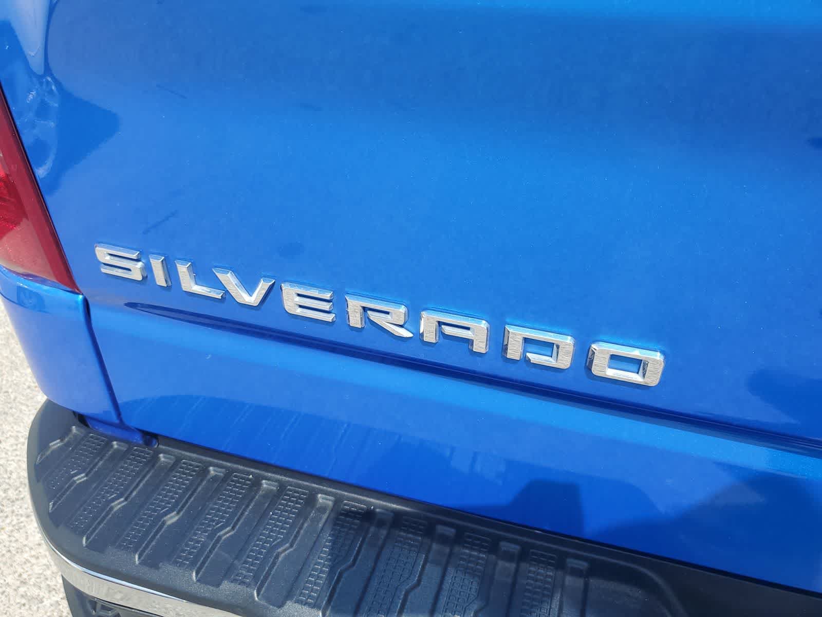 Used 2025 Chevrolet Silverado 1500 LT AWD/4WD image 10