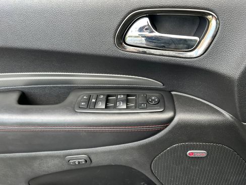 Used 2018 Dodge Durango R/T w/ Trailer Tow Group IV image 8