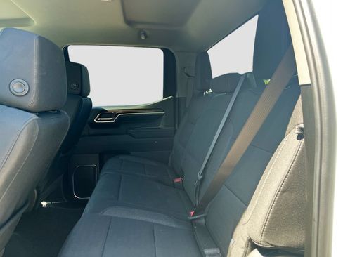 Used 2025 Chevrolet Silverado 1500 LT RWD image 24