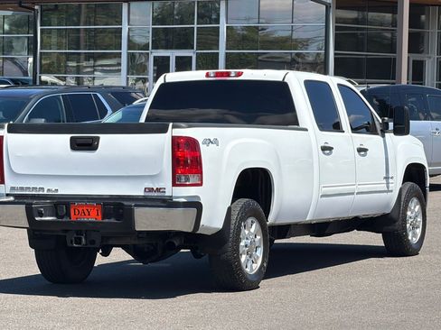 Used 2014 GMC Sierra 3500 SLE AWD/4WD image 5