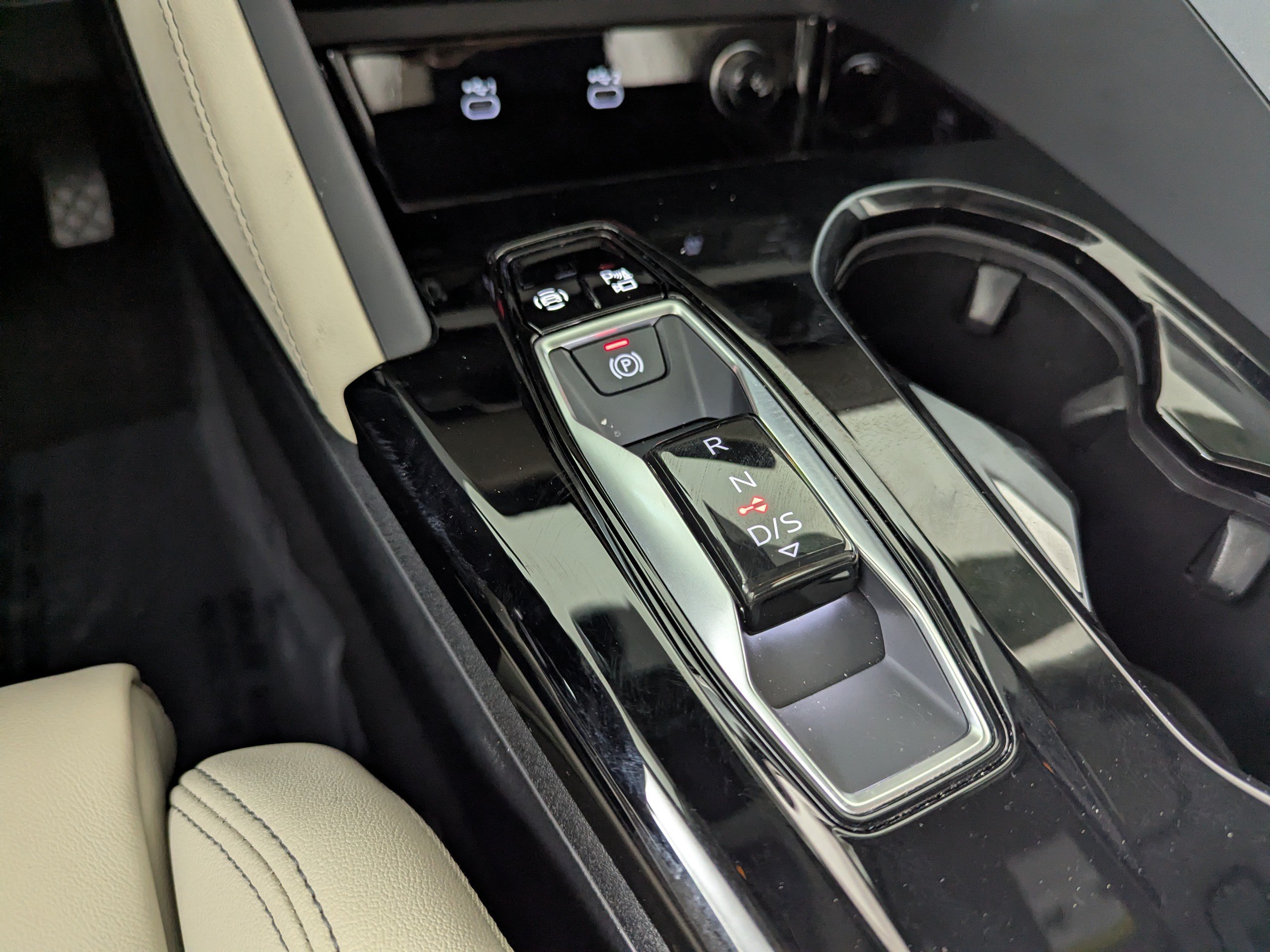 Certified 2025 Audi Q5 Premium Plus w/ Premium Plus AWD/4WD image 22