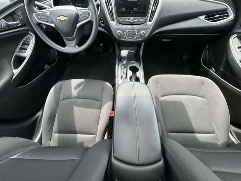 Used 2024 Chevrolet Malibu LT FWD image 13