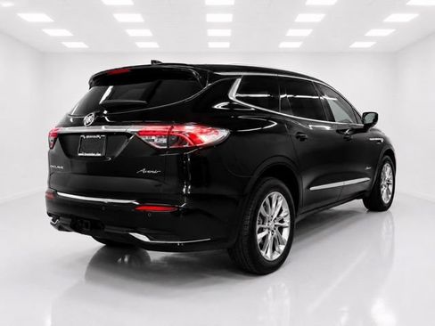 Used 2023 Buick Enclave Avenir w/ Avenir Technology Package AWD/4WD image 9