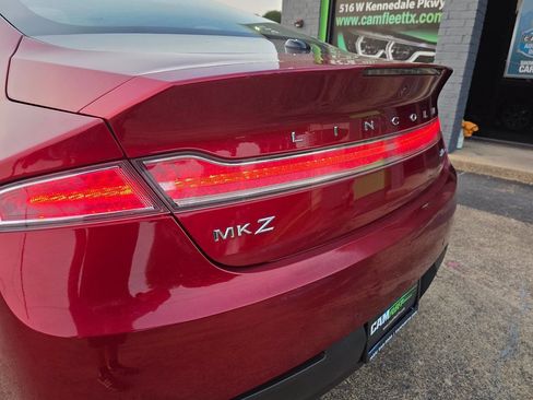 Used 2016 Lincoln MKZ image 71